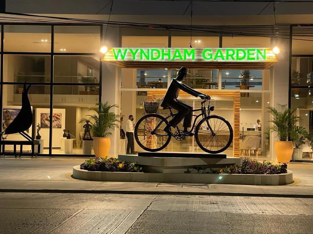 Wyndham Garden Cartagena Hotel Exterior photo